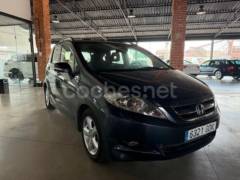Usado Honda FR-V Executive 140 CV (102 kW) 2008 Gris / plata Monovolumen