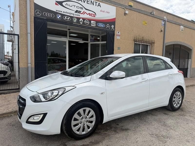 Brugt Hyundai i30 90 HK (66 kW) 2017 Hvid Sedan