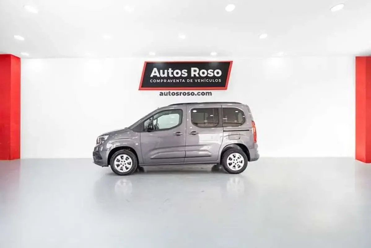Usado Opel Combo Life Elegance 131 CV (96 kW) 2023 Gris Monovolumen