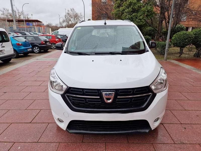 Usado Dacia Lodgy Comfort 116 CV (85 kW) 2021 Blanco Monovolumen