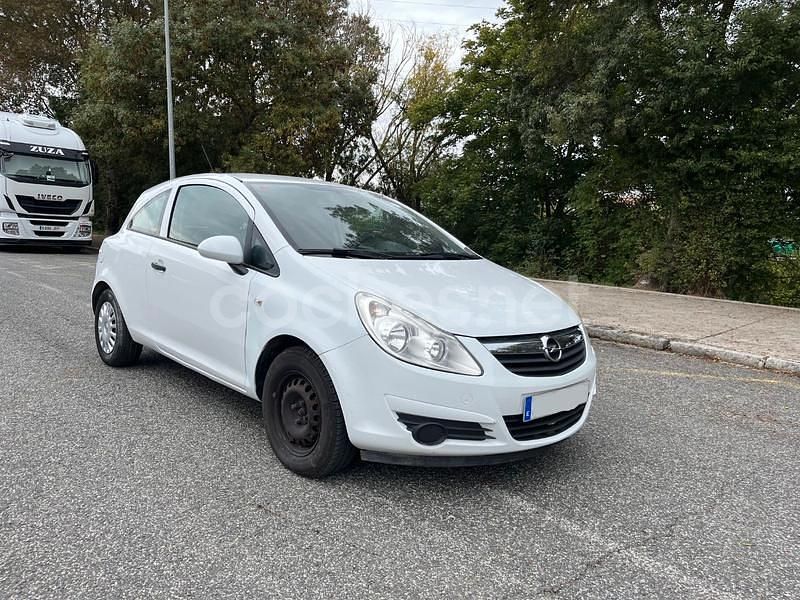 Blanco Usado 2011 Opel Corsa Essentia Berlina | 3400 € (Precio justo) - Imagen 1/4