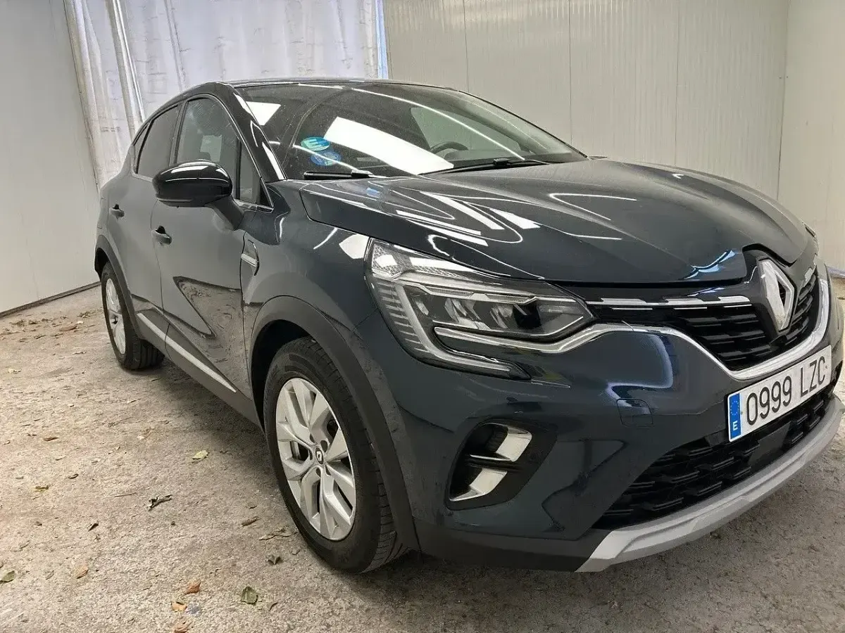 Usado Renault Captur Zen 160 CV (117 kW) 2022 Azul SUV