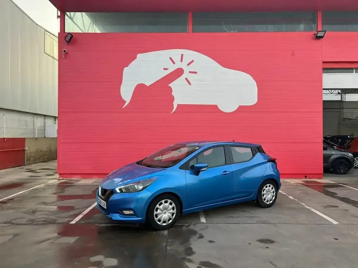 Usado Nissan Micra Acenta 92 CV (67 kW) 2022 Azul Utilitario