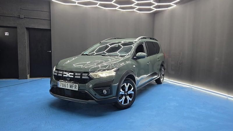 Usado Dacia Jogger Extreme 100 CV (73 kW) 2023 Verde Monovolumen