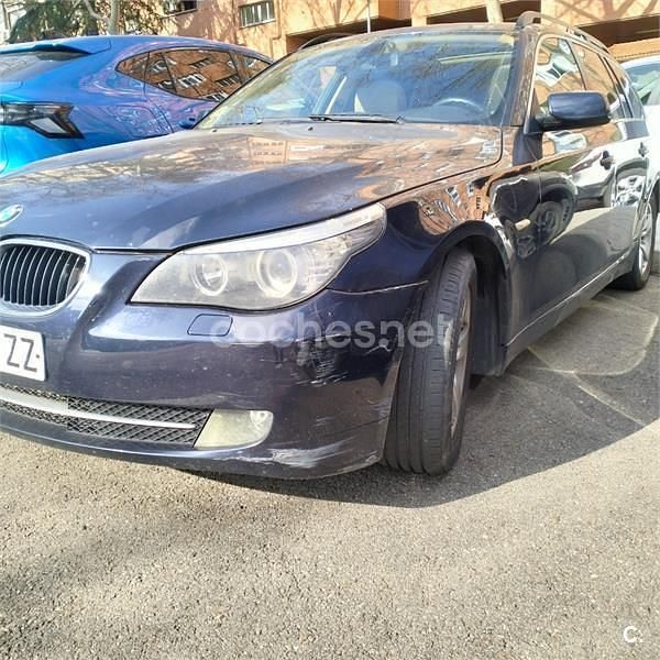 Usado BMW 520 177 CV (130 kW) 2009 Azul Familiar