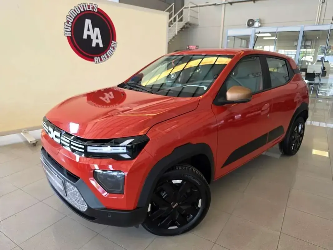 Usado Dacia Spring Extreme 47 kW (65 CV) 2024 Rojo Utilitario