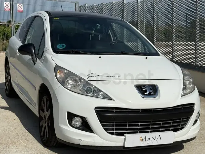 Usado Peugeot 207 GTi 150 CV (110 kW) 2009 Blanco Berlina