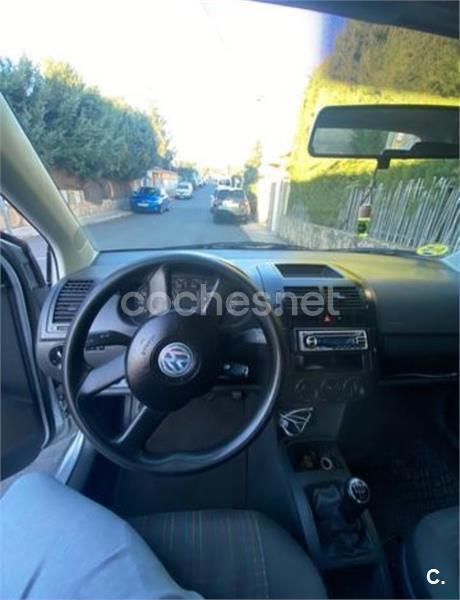 Gris / plata Usado 2005 VW Polo Match Berlina | 3499 € (Precio justo) - Imagen 1/1