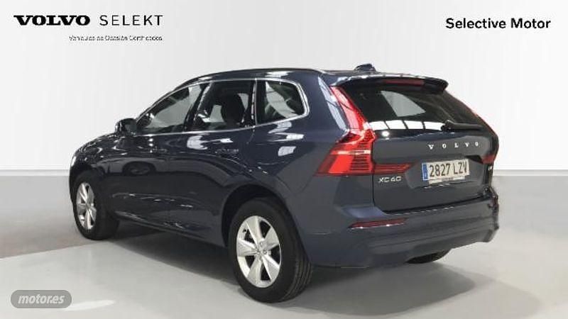 Usado Volvo XC60 Core 197 CV (144 kW) 2022 Azul SUV