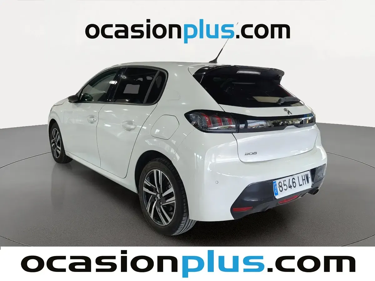 Usado Peugeot 208 Allure 100 CV (73 kW) 2020 Blanco Utilitario