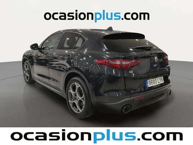 Usado Alfa Romeo Stelvio Sprint 201 CV (147 kW) 2022 Negro SUV