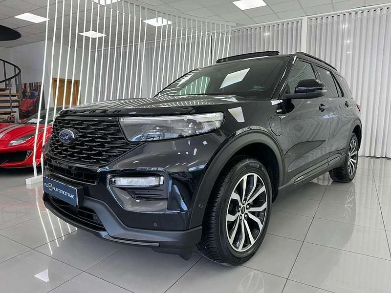 Negro Usado 2022 Ford Explorer ST-Line SUV | 41.990 € (Precio justo) - Imagen 1/4