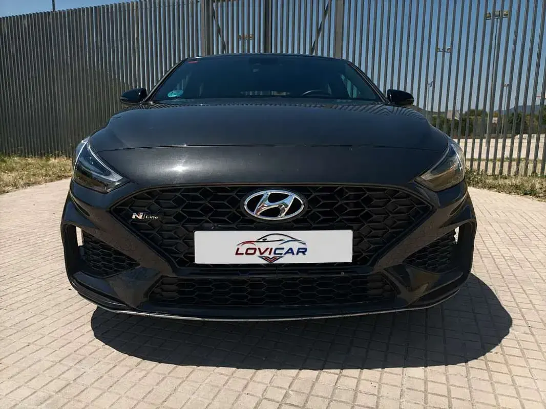 Usado Hyundai i30 N Line 160 CV (117 kW) 2021 Negro Utilitario