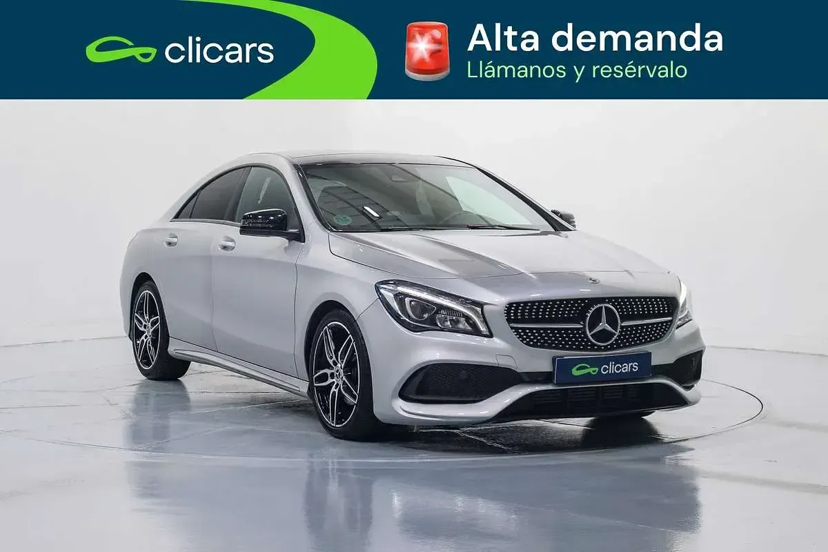 Usado Mercedes CLA200 156 CV (114 kW) 2018 Gris Coupe