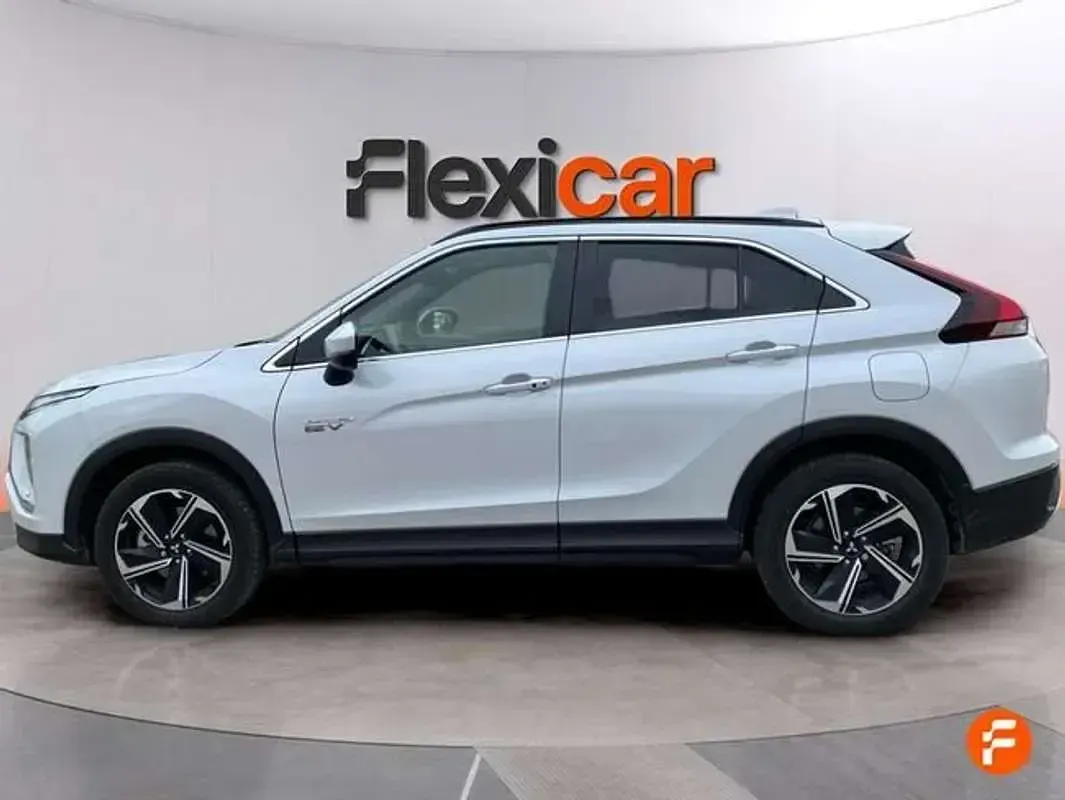 Usado Mitsubishi Eclipse Cross 188 CV (138 kW) 2024 Blanco SUV
