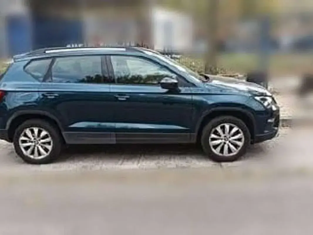 Usado Seat Ateca Style 150 CV (110 kW) 2019 Azul SUV