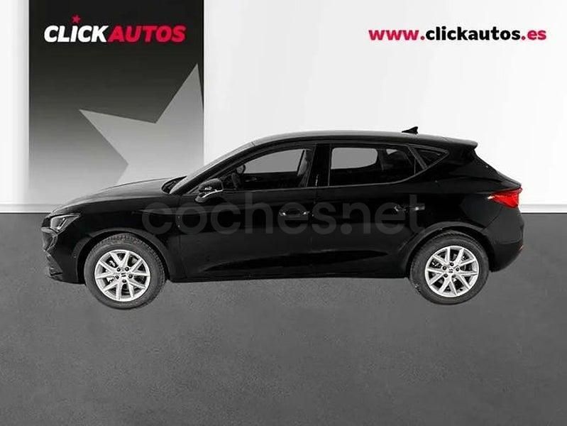 Usado Seat Leon Style 116 CV (85 kW) 2025 Negro Berlina