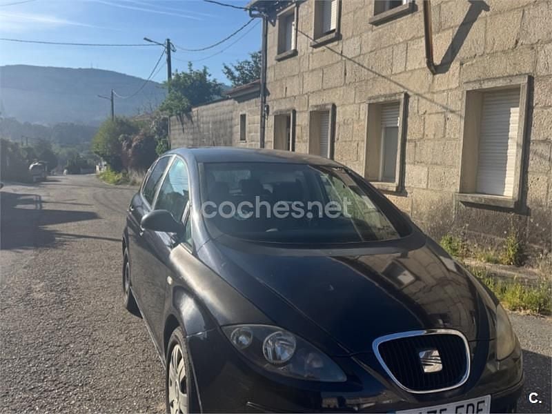Usado Seat Altea Stylance 105 CV (77 kW) 2006 Negro Monovolumen