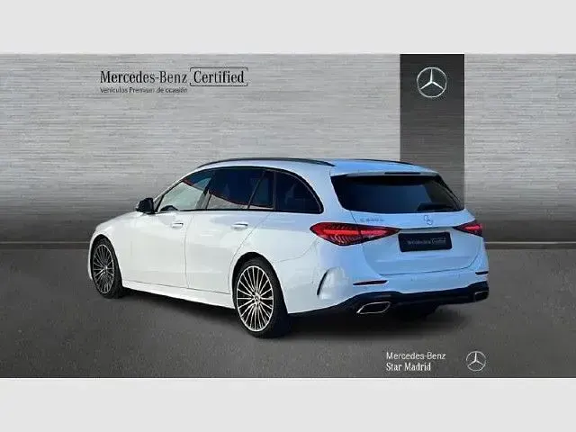 Usado Mercedes C220 200 CV (147 kW) 2023 Otro Familiar