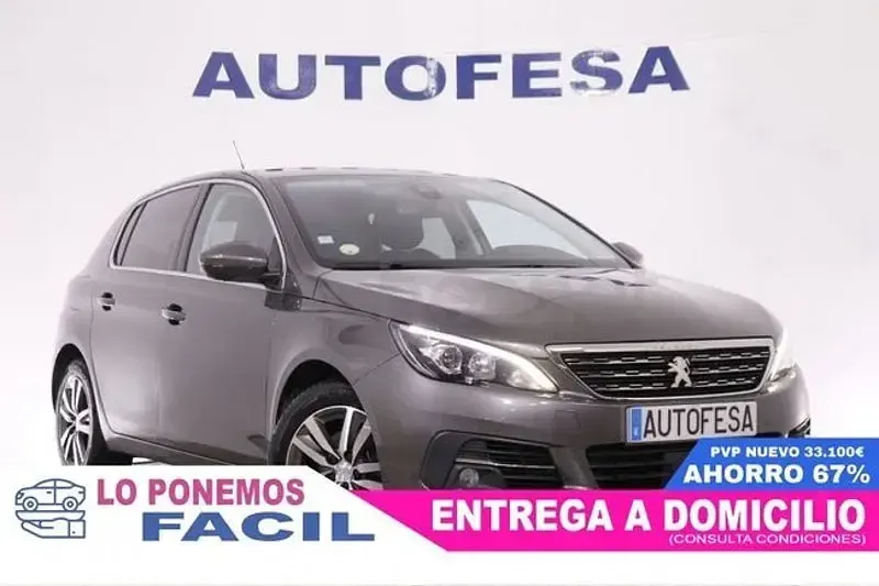 Usado Peugeot 308 Allure 130 CV (95 kW) 2019 Gris / plata Berlina
