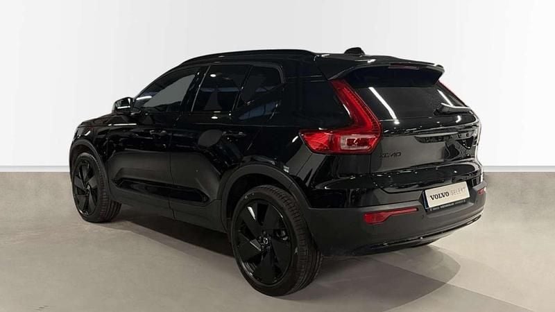 Usado Volvo XC40 197 CV (144 kW) 2025 Negro SUV