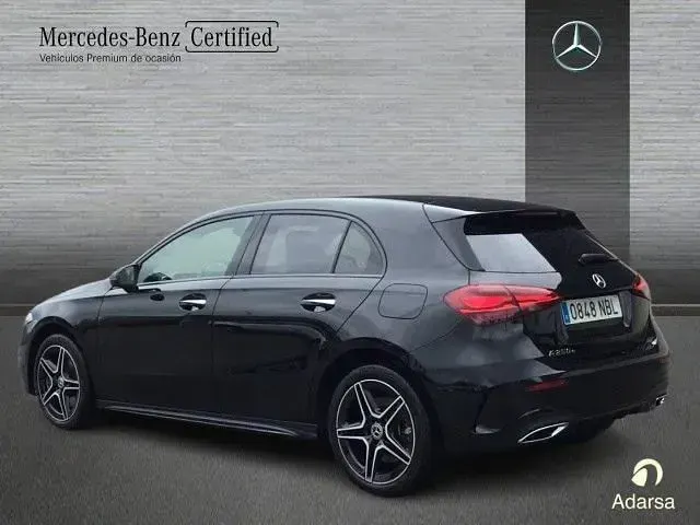 Usado Mercedes A250 218 CV (160 kW) 2025 Negro cosmos