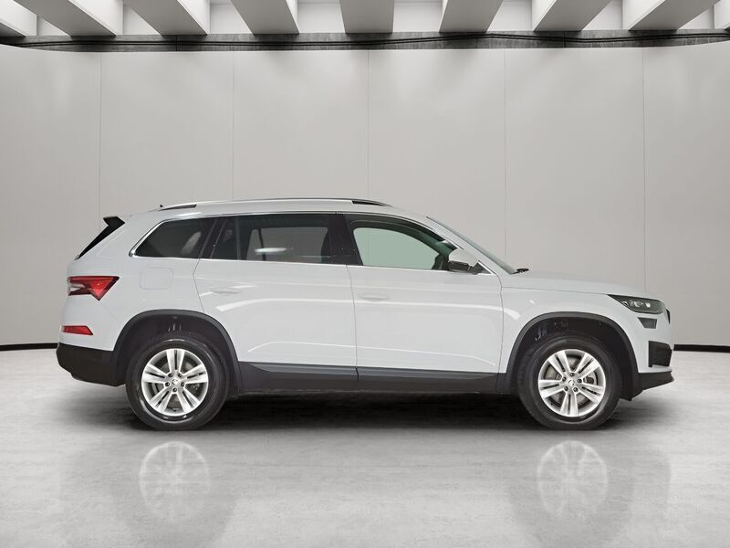 Usado Skoda Kodiaq Ambition 150 CV (110 kW) 2024 Blanco SUV