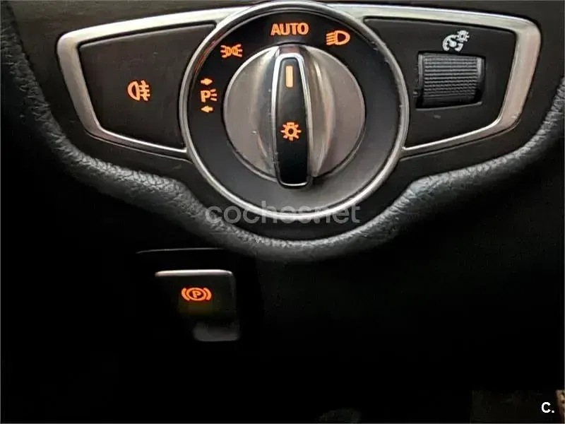 Usado Mercedes V250 Avantgarde 204 CV (150 kW) 2019 Negro Monovolumen