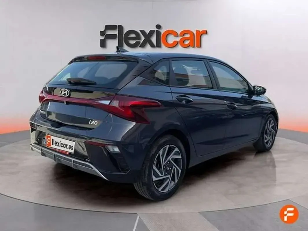 Usado Hyundai i20 101 CV (74 kW) 2024 Azul Utilitario