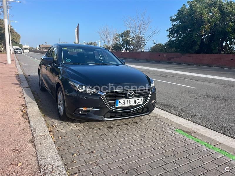 Gris / plata Usado 2018 Mazda 3 Berlina | 13.000 € (Precio justo) - Imagen 1/4