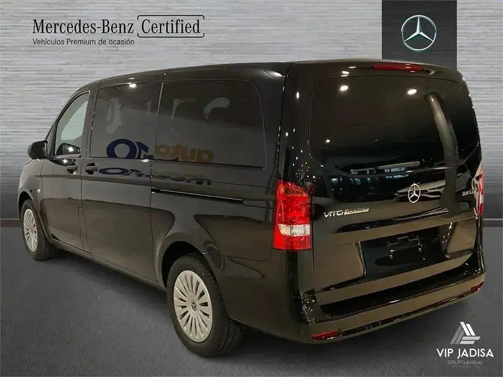 Nuevo Mercedes Vito 136 CV (100 kW) 2025 Negro Van