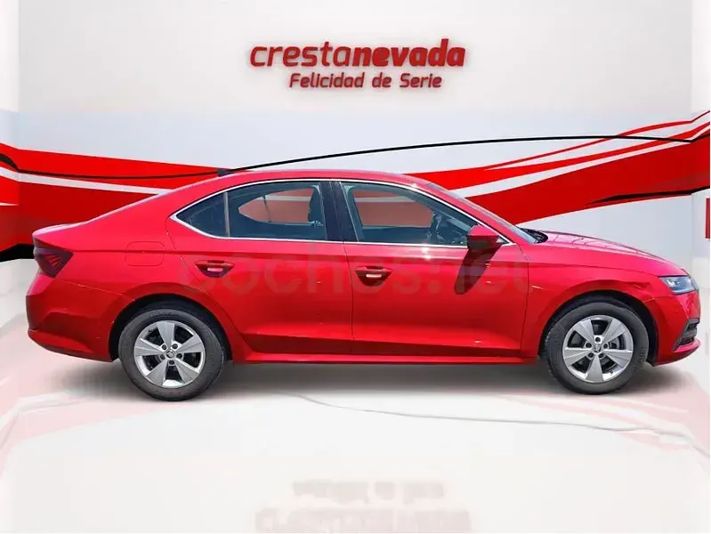 Usado Skoda Octavia Ambition 115 CV (84 kW) 2021 Rojo Berlina