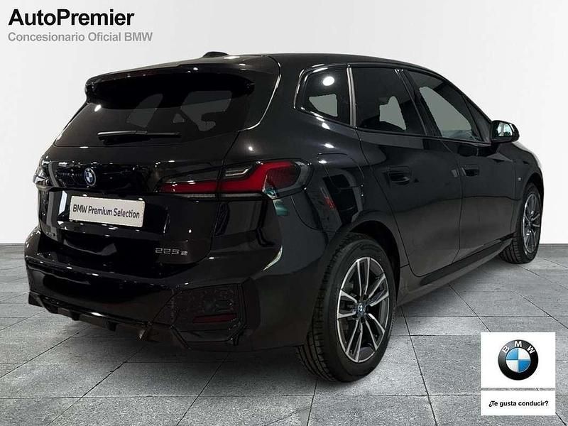 Usado BMW 225 Active Tourer Comfort Edition 245 CV (180 kW) 2025 Negro Monovolumen
