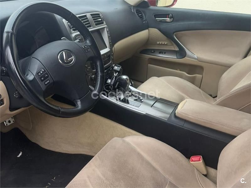Usado Lexus IS250 Sport Line 208 CV (152 kW) 2007 Granate Berlina