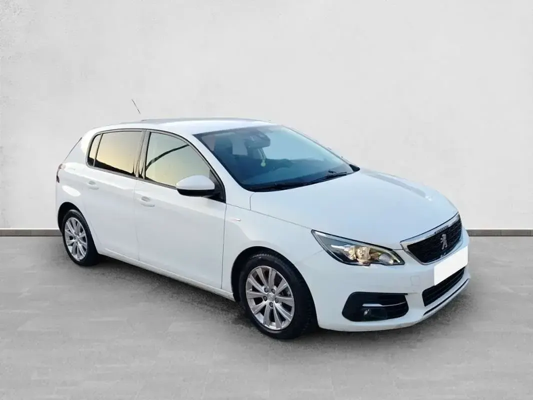Usado Peugeot 308 Style 99 CV (72 kW) 2019 Blanco Utilitario