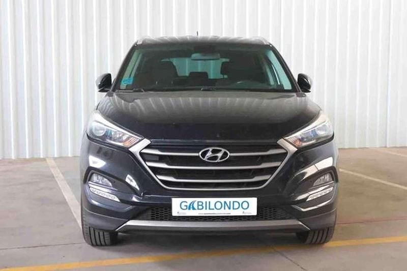 Usado Hyundai Tucson 132 HP (97 kW) 2015 Preto SUV