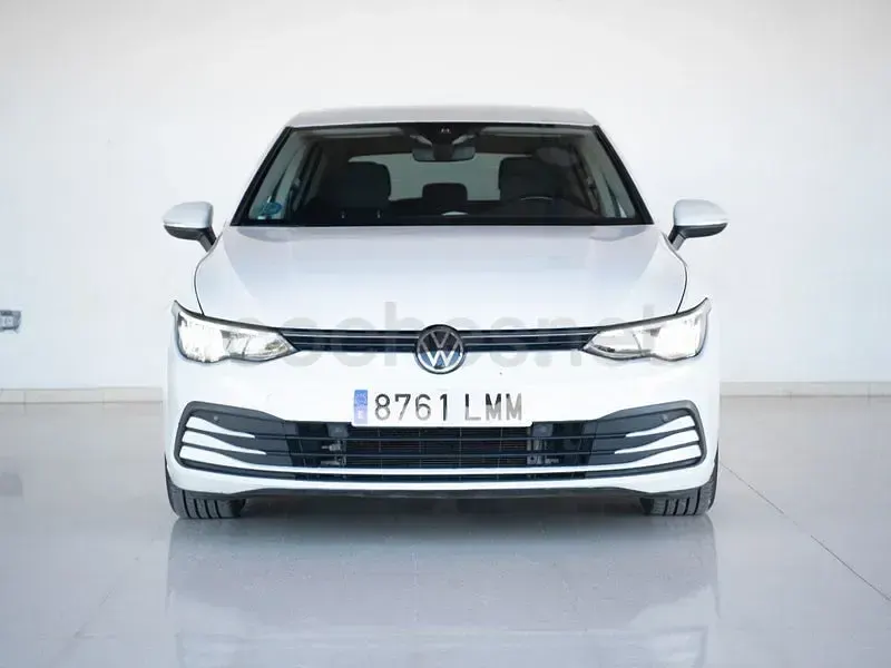 Usado VW Golf VIII Life 150 CV (110 kW) 2021 Blanco Berlina