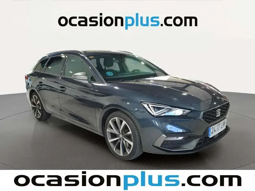 Usado Seat Leon ST FR 150 CV (110 kW) 2021 Gris Familiar