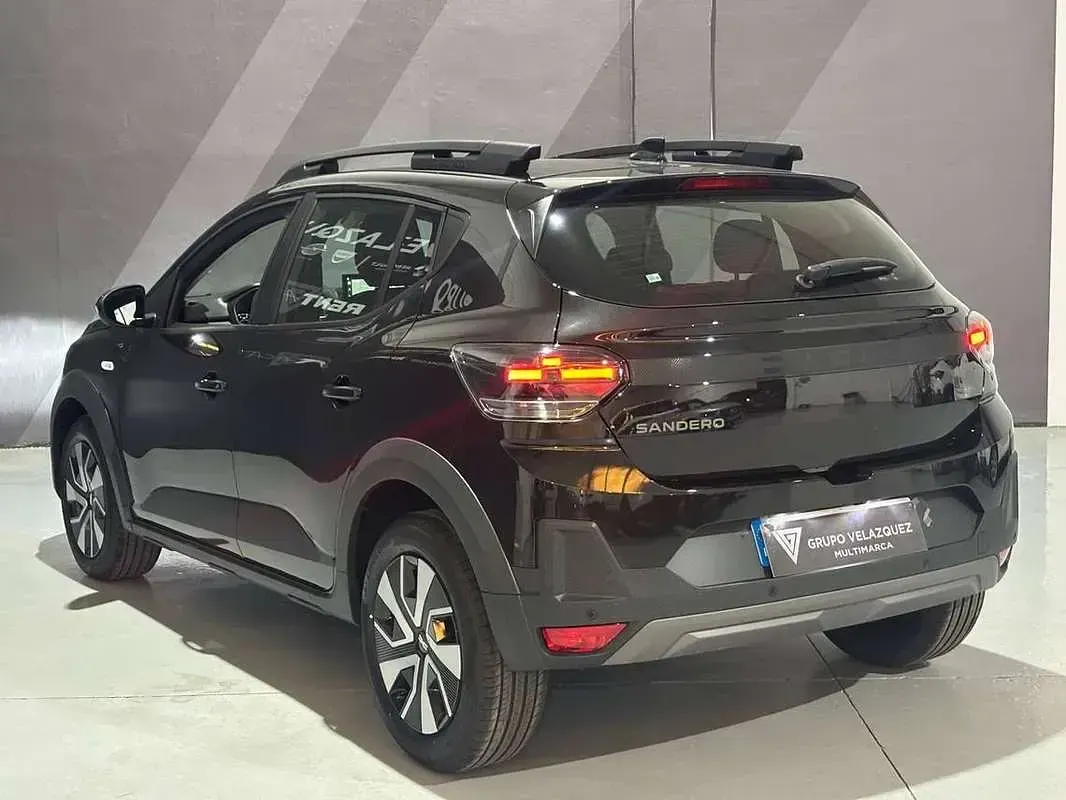 Nuevo Dacia Sandero Expression 110 CV (80 kW) 2026 Negro Utilitario