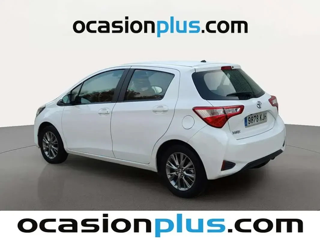 Usado Toyota Yaris Active 69 CV (50 kW) 2018 Blanco Utilitario