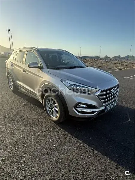 Usado Hyundai Tucson 115 CV (84 kW) 2016 Beige SUV
