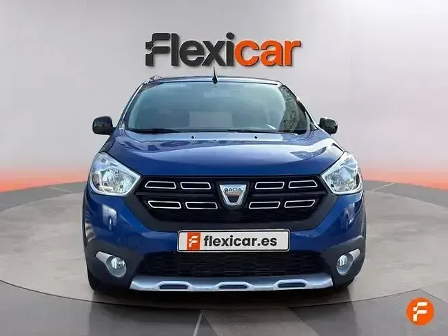 Usado Dacia Lodgy Comfort 115 CV (84 kW) 2021 Azul Monovolumen