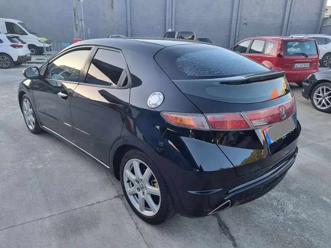 Usado Honda Civic Sport 140 CV (102 kW) 2008 Negro Utilitario
