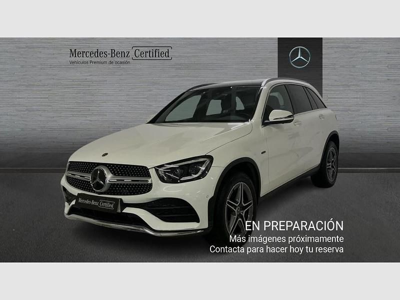 Usado Mercedes GLC300e 320 CV (235 kW) 2021 Blanco SUV