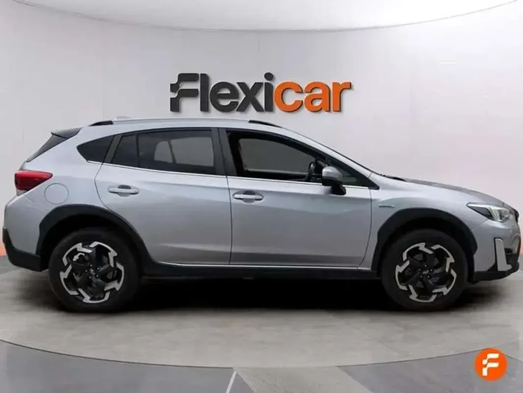 Usado Subaru XV Sport 151 CV (111 kW) 2022 Gris SUV