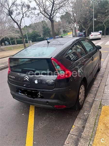Usado Citroën C4 90 CV (66 kW) 2007 Negro Berlina