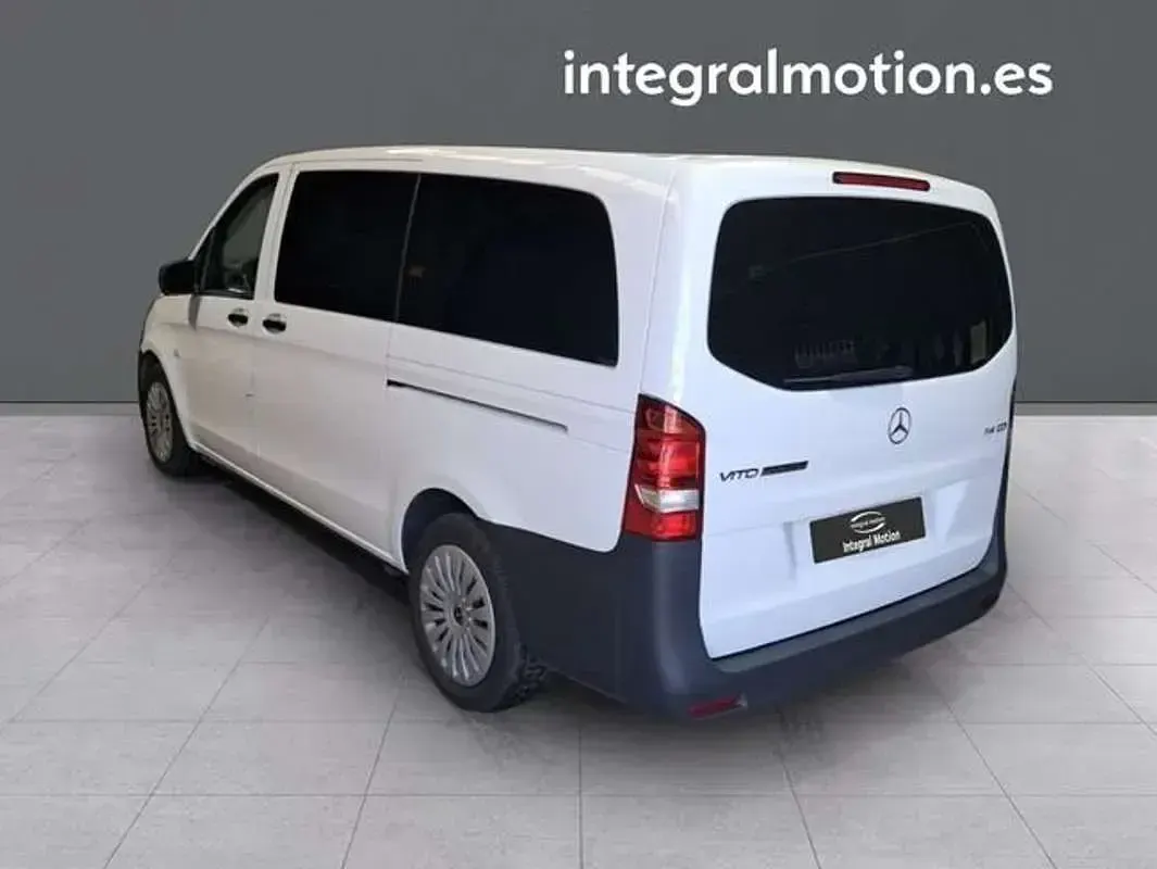 Usado Mercedes Vito 136 CV (100 kW) 2022 Blanco Van