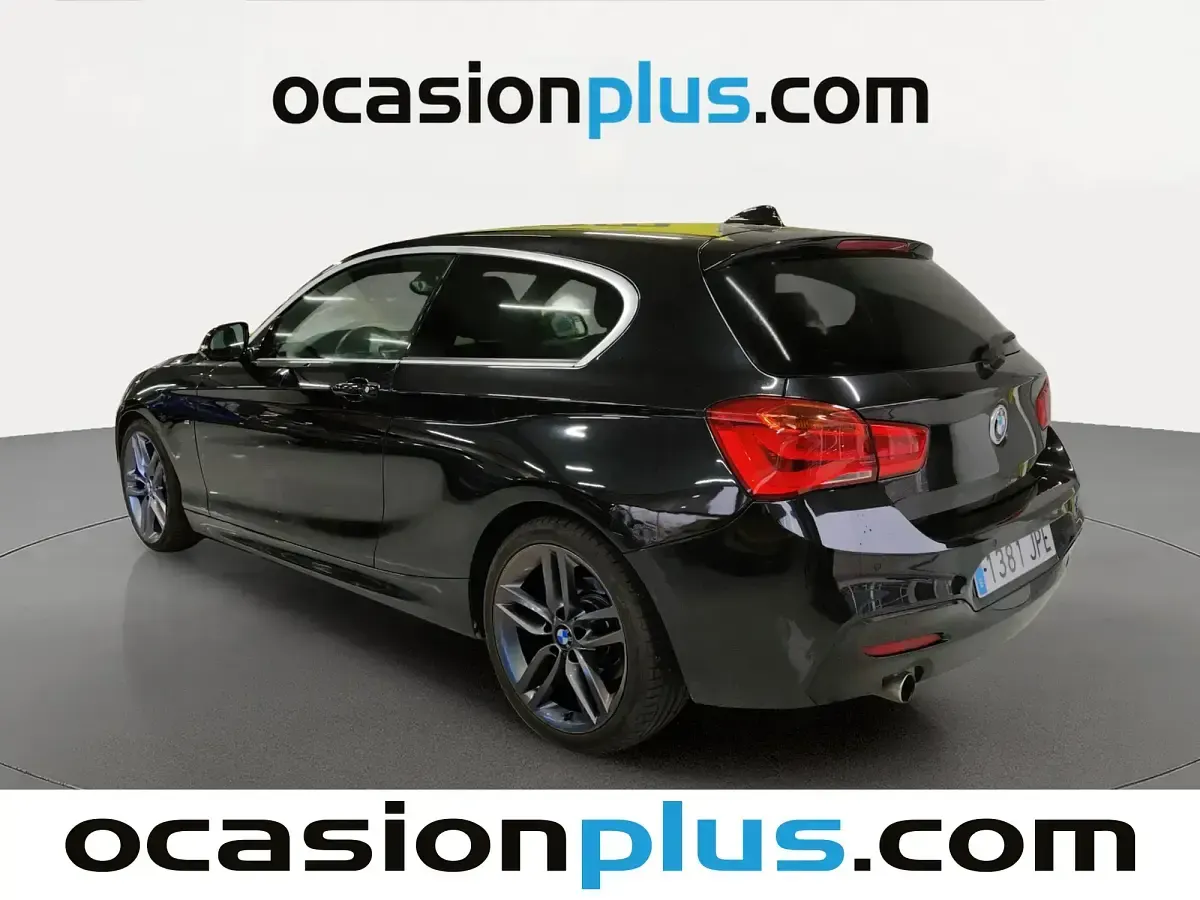 Usado BMW 118 150 CV (110 kW) 2016 Negro Utilitario