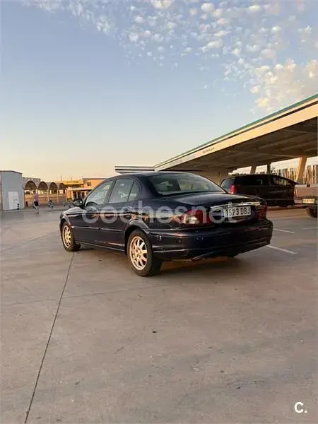 Usado Jaguar X-type Classic 130 CV (95 kW) 2005 Azul Berlina