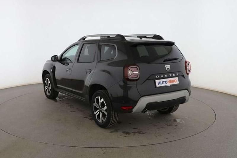 Usado Dacia Duster Prestige 117 CV (86 kW) 2021 Negro SUV